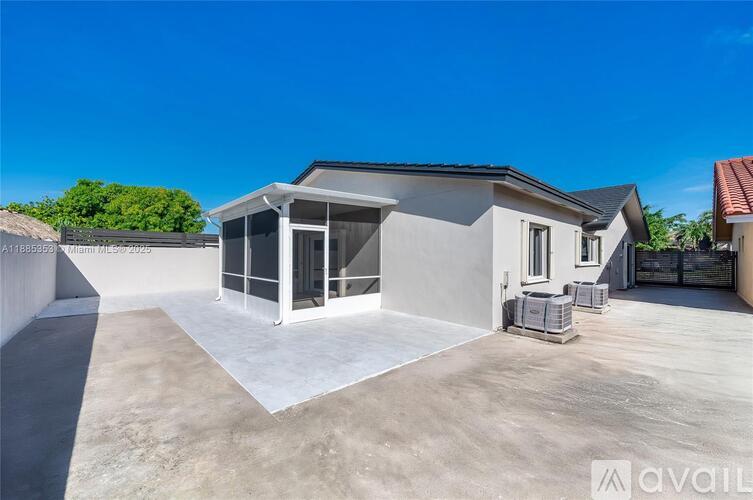 14778 SW 81st St 5 Beds Single Family Home for Rent - Photo gallery 4