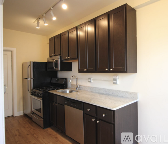 1204 W Granville Ave Studio Apartment for Rent - Photo gallery 1