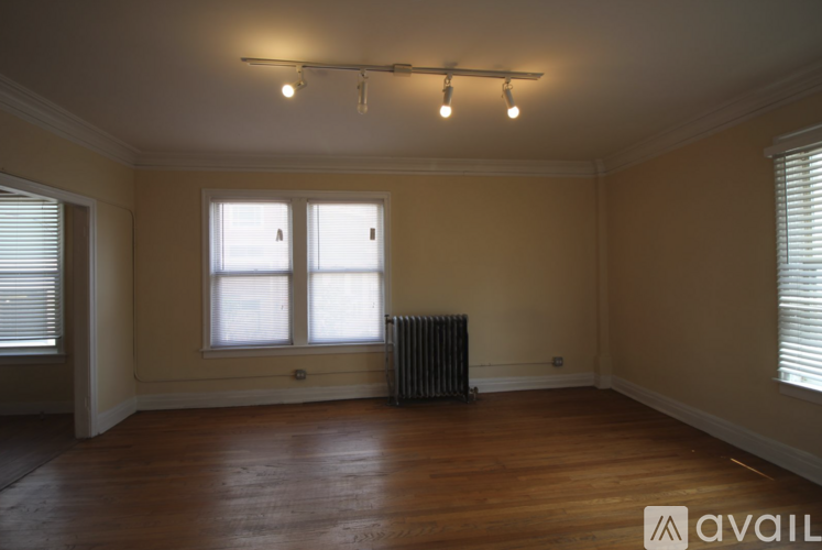 1204 W Granville Ave Studio Apartment for Rent - Photo gallery 5