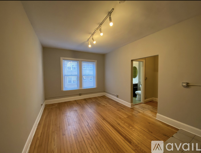 1204 W Granville Ave Studio Apartment for Rent - Photo gallery 1