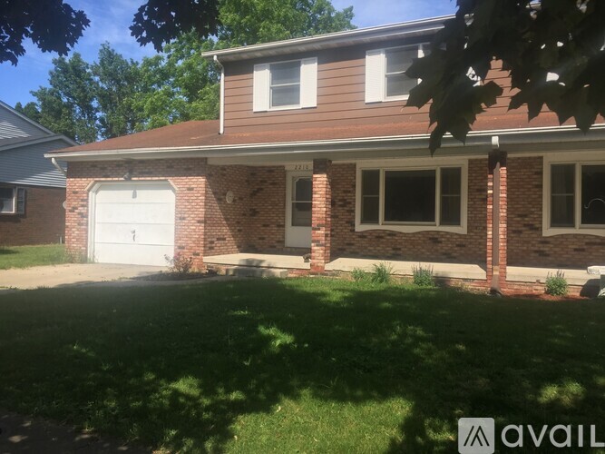 2210 Dixon Dr 3 Beds Single Family Home for Rent - Photo gallery 1