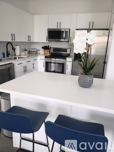 560 Dutch Valley Rd NE 1 Condo for Rent - Photo gallery 5