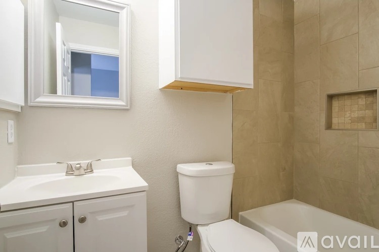 6124 West Oregon Avenue 5 Beds Single Family Home for Rent - Photo gallery 3