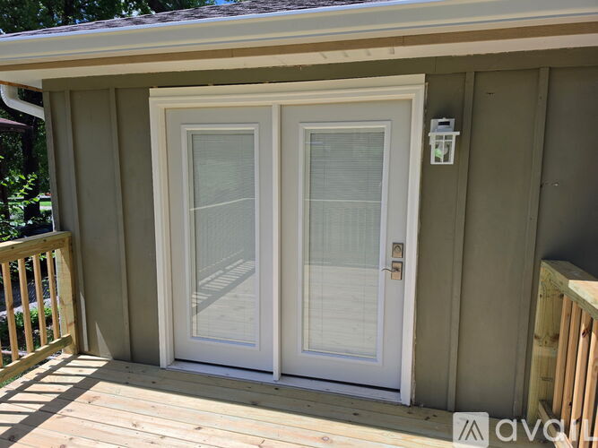 7611 East 52nd Street 3 Beds Single Family Home for Rent - Photo gallery 3