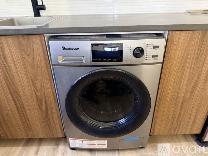 605 Northwest 15th Avenue 1 Apartment for Rent - Photo gallery 2