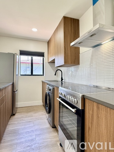 605 Northwest 15th Avenue 1 Apartment for Rent - Photo gallery 3