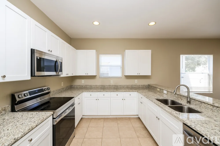 1823 Atlantic Dr 4 Beds Single Family Home for Rent - Photo gallery 2