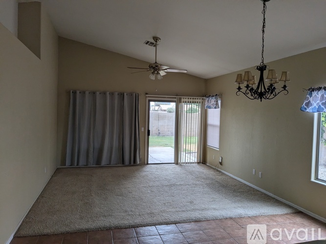 610 South Voyager Drive 3 Beds Single Family Home for Rent - Photo gallery 4