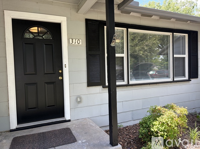 310 Hillcrest Ave 3 Beds Single Family Home for Rent - Photo gallery 2