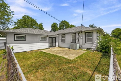 310 Hillcrest Ave 3 Beds Apartment for Rent