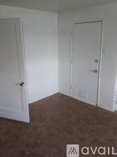 111 N 8th St Studio Apartment for Rent - Photo gallery 2