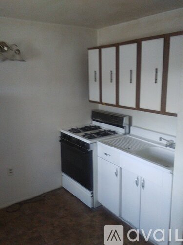 111 N 8th St Studio Apartment for Rent - Photo gallery 3