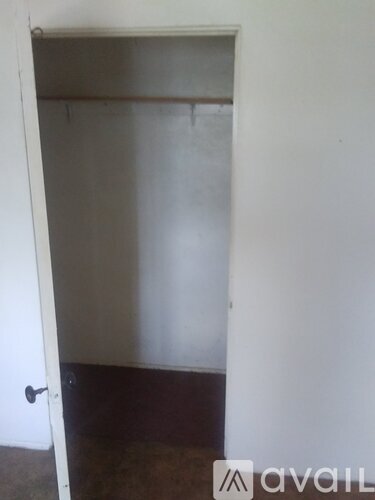 111 N 8th St Studio Apartment for Rent - Photo gallery 5