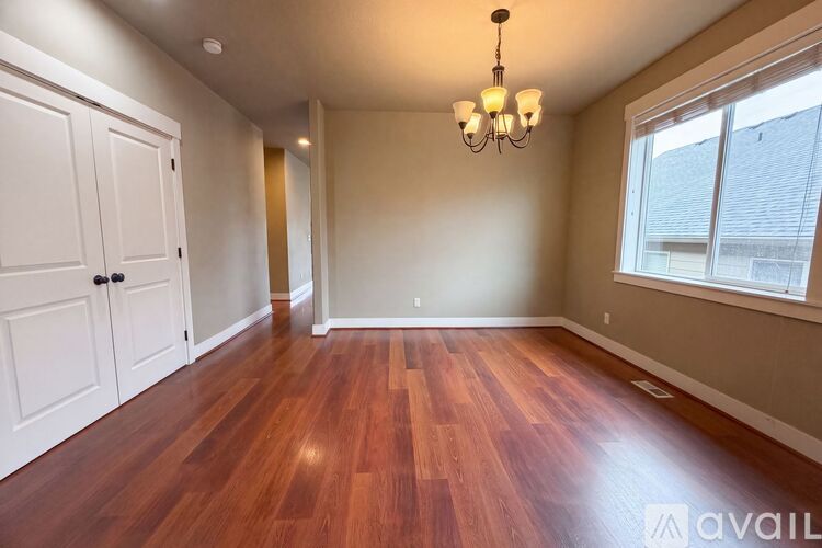 39571 Wall St 4 Beds Single Family Home for Rent - Photo gallery 5