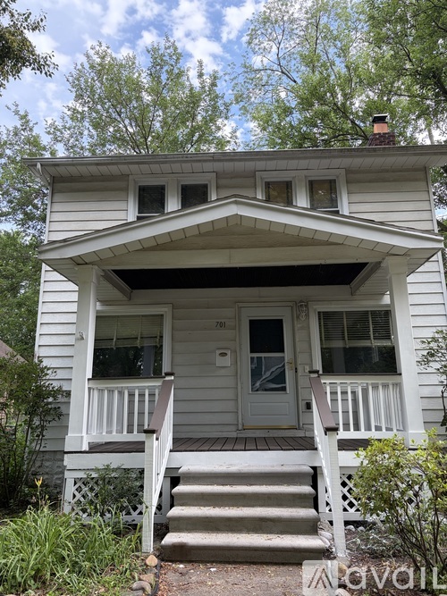 701 Park Avenue 2 Beds Single Family Home for Rent - Photo gallery 1