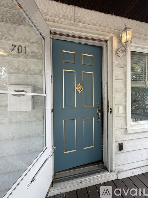 701 Park Avenue 2 Beds Single Family Home for Rent - Photo gallery 3