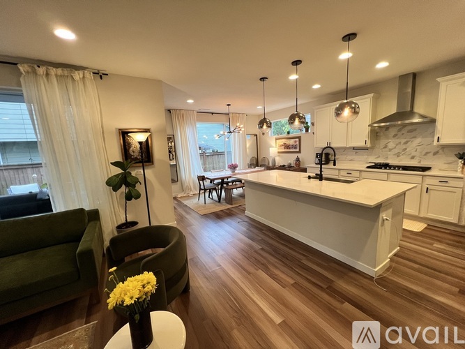 1128 133rd Place Southwest 3 Beds Single Family Home for Rent - Photo gallery 5