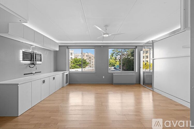 715 Fox St 1 Apartment for Rent - Photo gallery 2