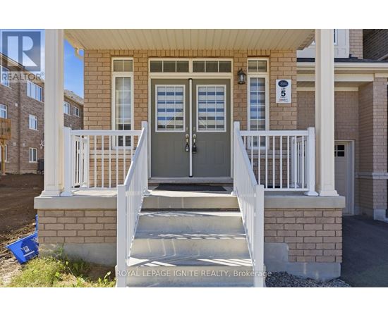 1052 MATTHEW MURRAY CRESCENT 4 Beds House for Rent - Photo gallery 3