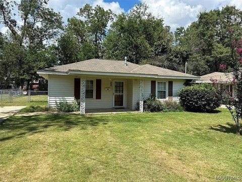 1109 Gaddis Avenue 2 Beds Apartment for Rent
