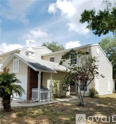 3174 Beecher Drive East 3 Beds Apartment for Rent