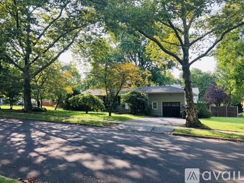 159 Greg Lawn Drive 4 Beds Apartment for Rent