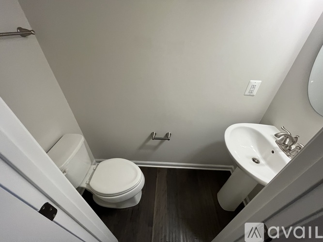 5816 Rochefort St 3 Beds Single Family Home for Rent - Photo gallery 4