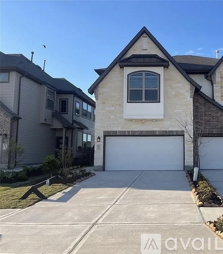 1615 Rustling Creek Drive 3 Beds Single Family Home for Rent - Photo gallery 1