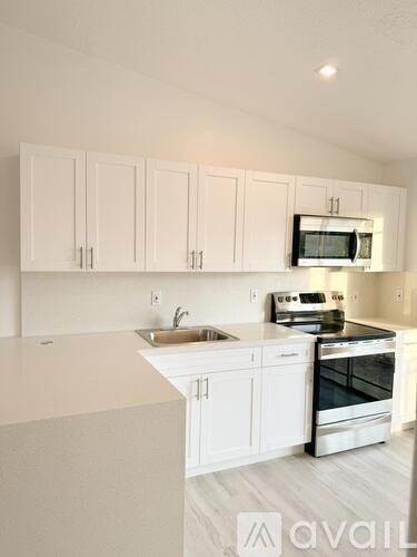 10903 W Okeechobee Rd 3 Beds Condo for Rent - Photo gallery 3