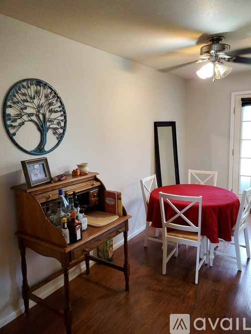 6612 Avondale Road 2 Beds Townhouse for Rent - Photo gallery 4