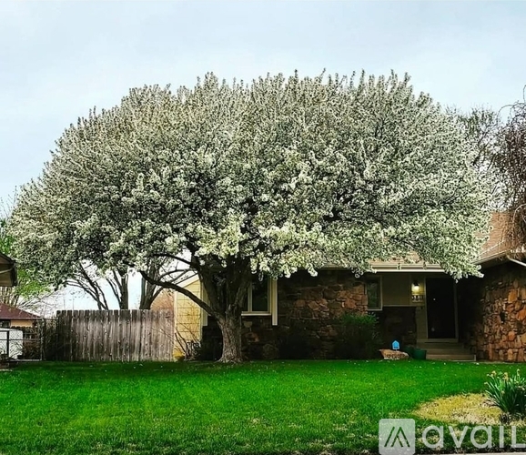 3811 North Somerset Street 3 Beds Single Family Home for Rent - Photo gallery 1