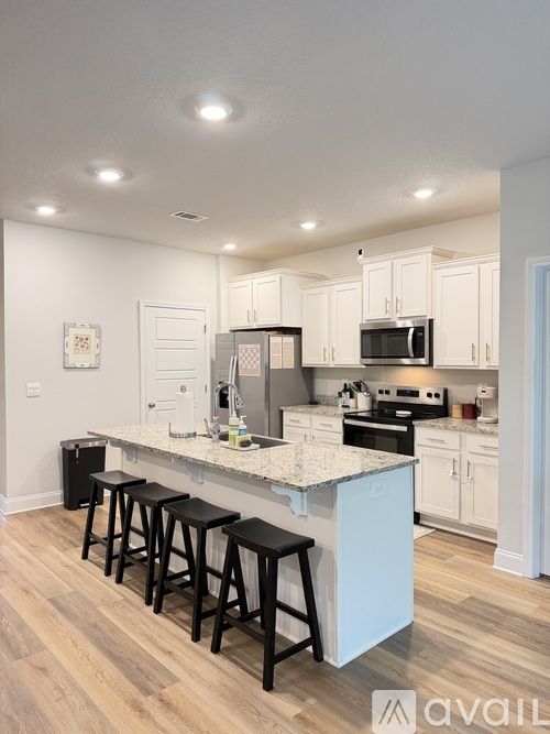 17959 Kelso Drive 3 Beds Single Family Home for Rent - Photo gallery 5