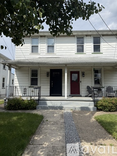 205 Arch Street 2 Beds Single Family Home for Rent - Photo gallery 2