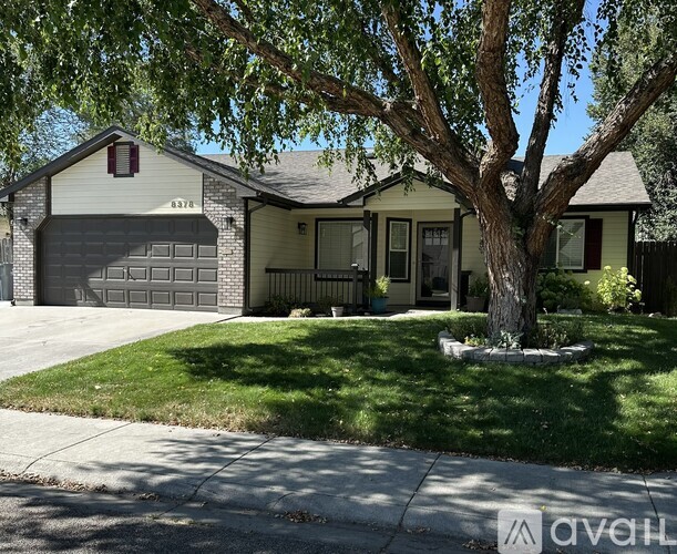 8378 West Pamela Street 3 Beds Single Family Home for Rent - Photo gallery 3
