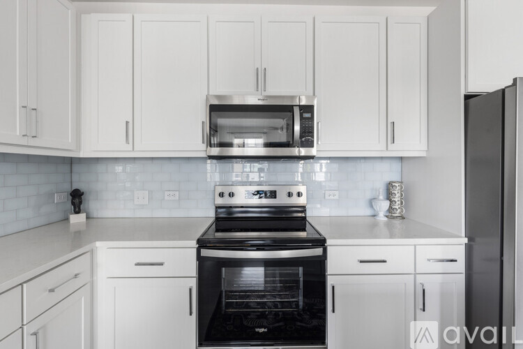 10820 South Interstate 35 Frontage Road 2 Beds Apartment for Rent - Photo gallery 5
