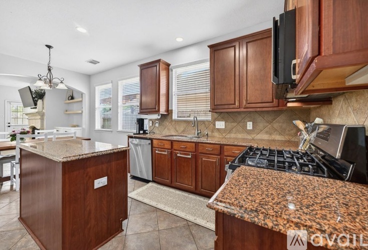 15226 Olmstead Park Drive 3 Beds Single Family Home for Rent - Photo gallery 4
