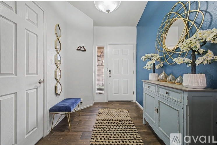 6647 West Tonopah Drive 3 Beds Single Family Home for Rent - Photo gallery 2