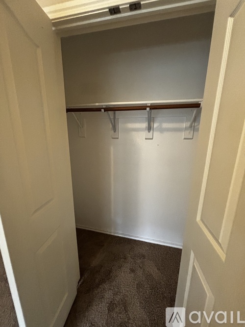 5008 Nash Lane 3 Beds Single Family Home for Rent - Photo gallery 2