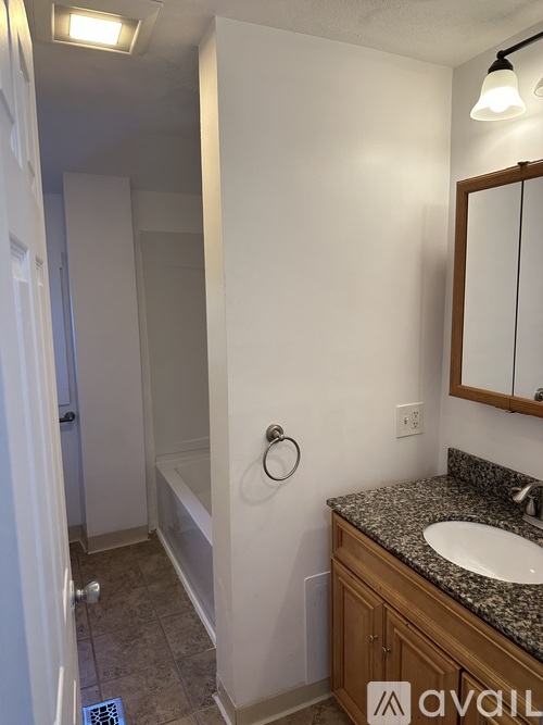 25 Lafayette Street 3 Beds Apartment for Rent - Photo gallery 3