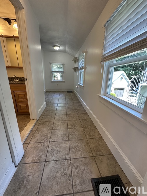 25 Lafayette Street 3 Beds Apartment for Rent - Photo gallery 4