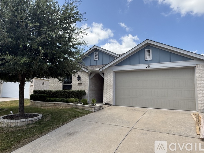 5704 Corsica Loop 4 Beds Single Family Home for Rent - Photo gallery 2