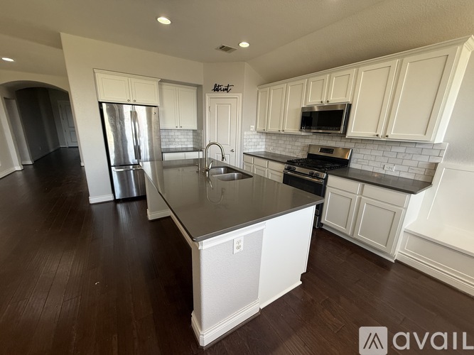 5704 Corsica Loop 4 Beds Single Family Home for Rent - Photo gallery 3