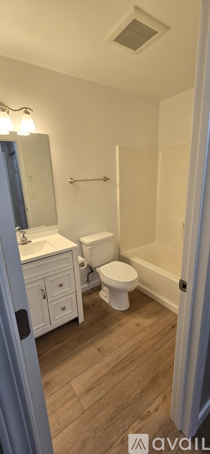 345 East Victor Circle 3 Beds Apartment for Rent - Photo gallery 2