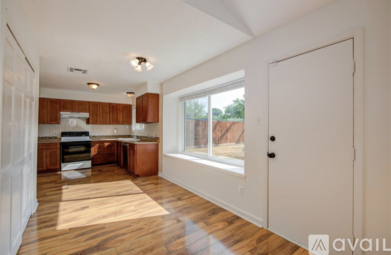 15811 Boonridge Road 3 Beds Single Family Home for Rent - Photo gallery 5