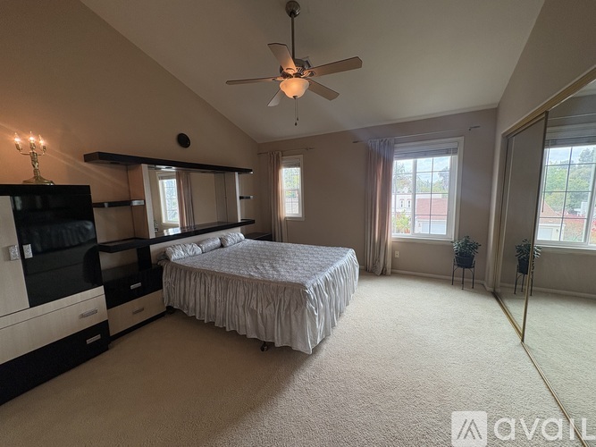 2914 Luciernaga Street 2 Beds Single Family Home for Rent - Photo gallery 5