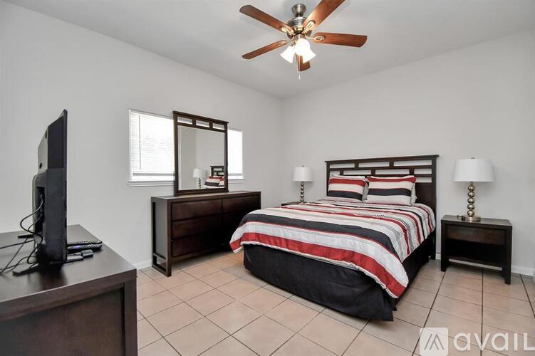 8102 Rhobell Street 2 Beds Apartment for Rent - Photo gallery 4