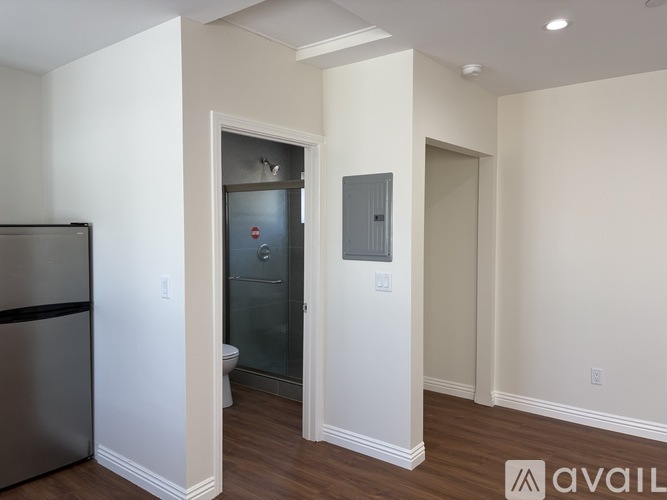 9735 Lev Avenue 1 Single Family Home for Rent - Photo gallery 4