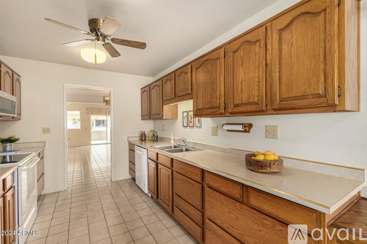9327 W Spanish Moss Ln 2 Beds Single Family Home for Rent - Photo gallery 3