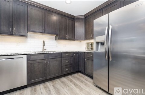 44 Eustis St 3 Beds Apartment for Rent