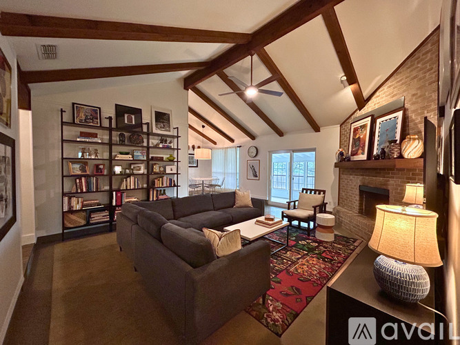 7500 Hill Meadow Circle 4 Beds Single Family Home for Rent - Photo gallery 3